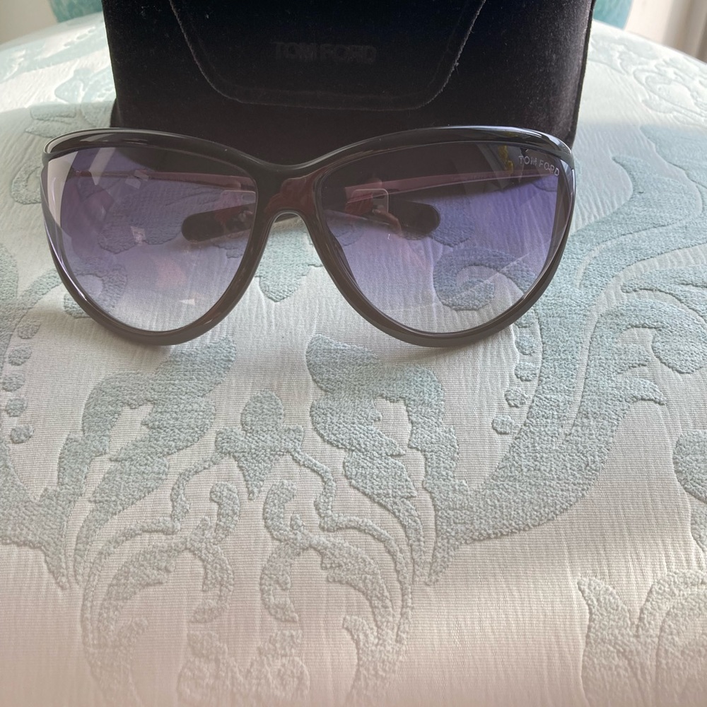 TOM FORD SUNGLASSES!!